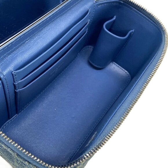 Auth CHANEL Vanity Case / Matelasse AP3204 Light Blue Denim Vanity Bag - Picture 15 of 16